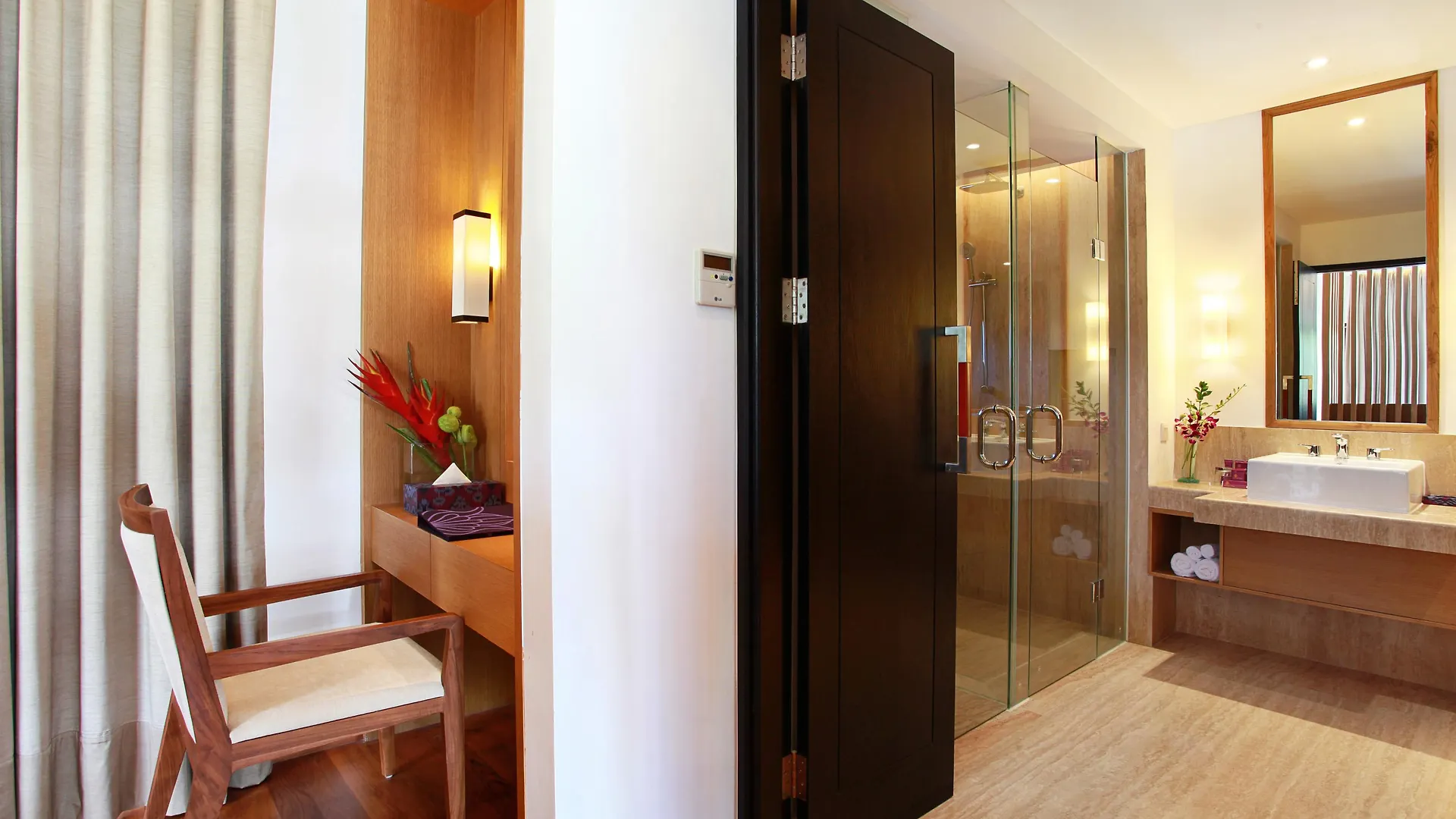 Truntum Kuta Bali Hotel 4*, Kuta Lombok Indonésia