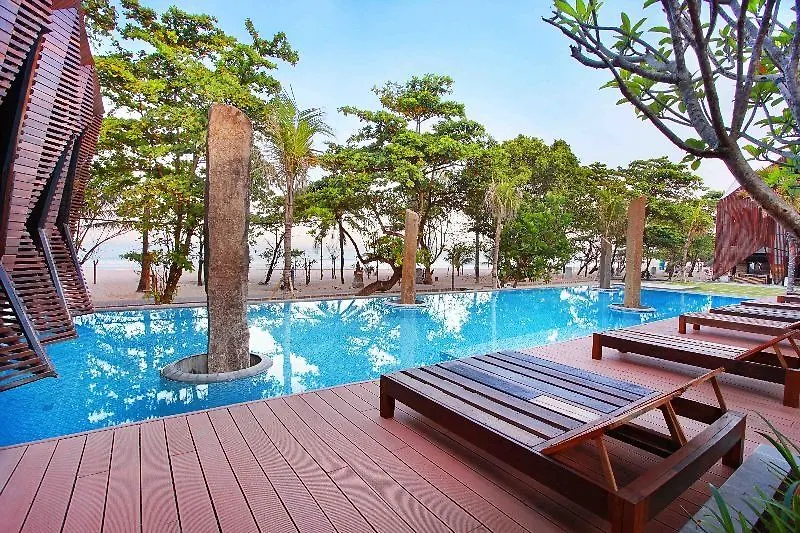 Resort Truntum Kuta Bali Hotel